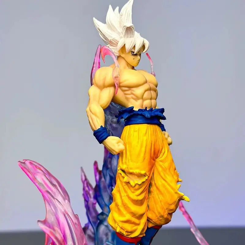 LegendaryDragonBallZ™ Goku Super Saiyan Action Figure