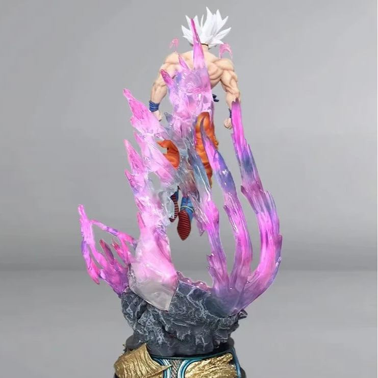 LegendaryDragonBallZ™ Goku Super Saiyan Action Figure